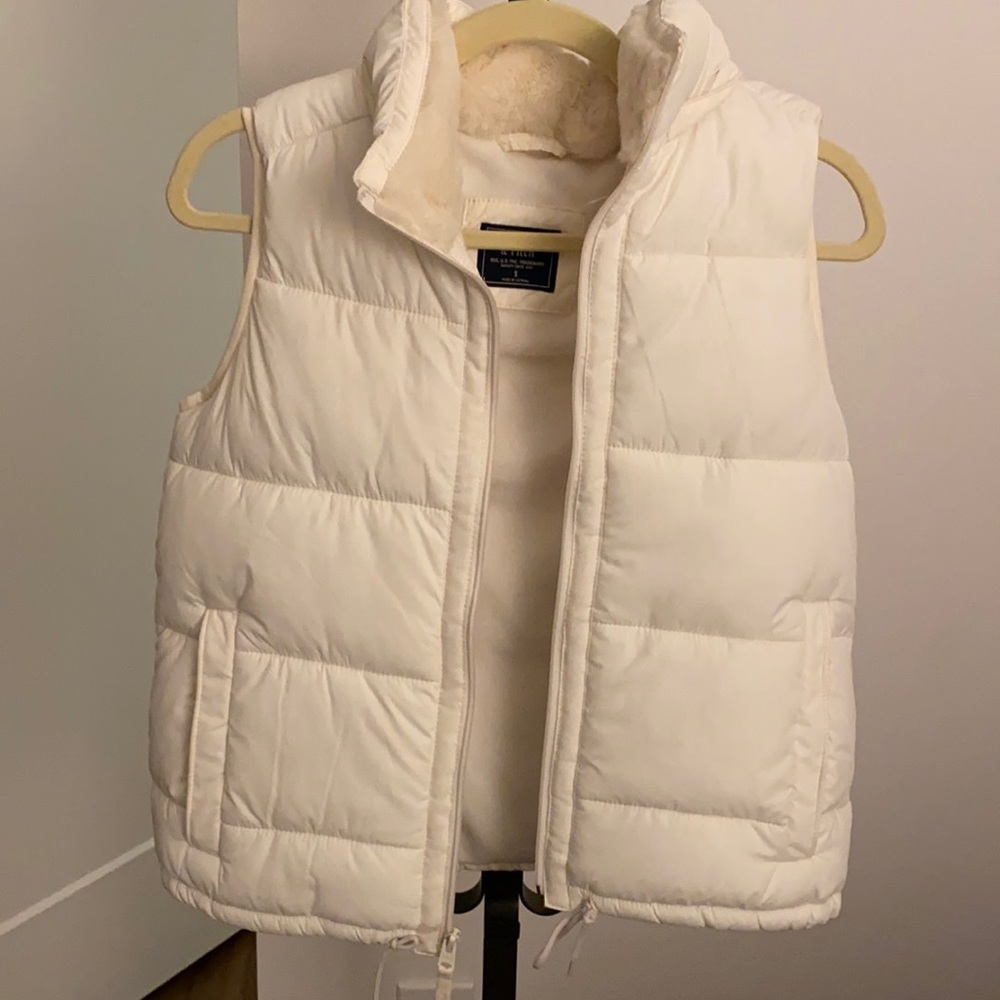 White puffer vest